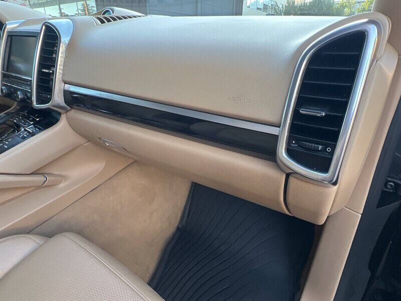 2013 Porsche Cayenne S