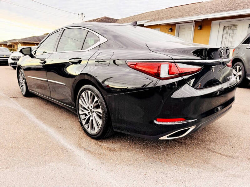 2019 Lexus ES 350