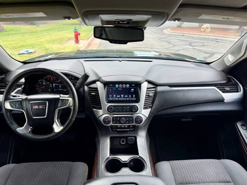 2017 GMC Yukon SLE