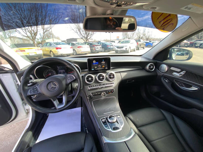 2017 Mercedes-Benz C-Class