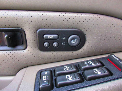 2002 Cadillac Escalade