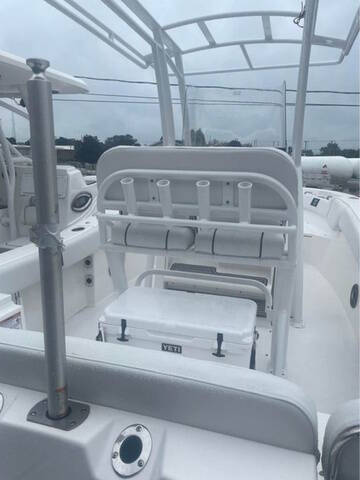 2024 Seafox 228 Commander