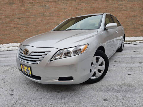 2007 Toyota Camry for sale at Auto Deals in Roselle IL
