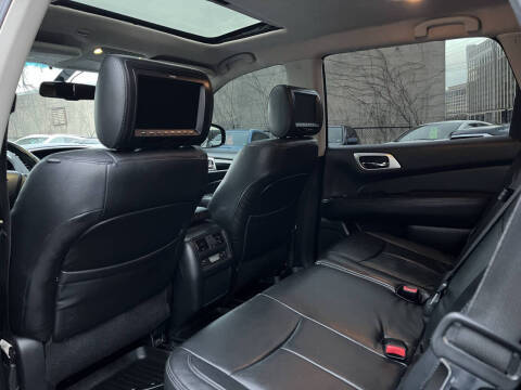 2014 Nissan Pathfinder Platinum