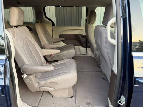 2020 Chrysler Pacifica Touring