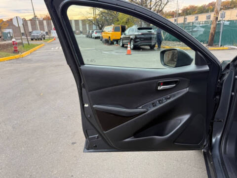 2017 Toyota Yaris iA