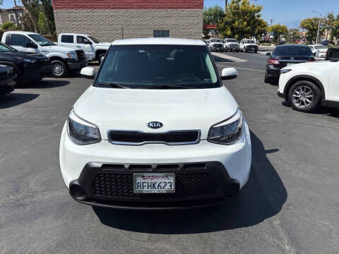2015 Kia Soul +