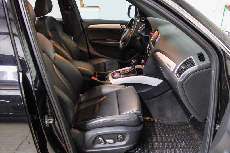 2017 Audi Q5 2.0T quattro Premium Plus