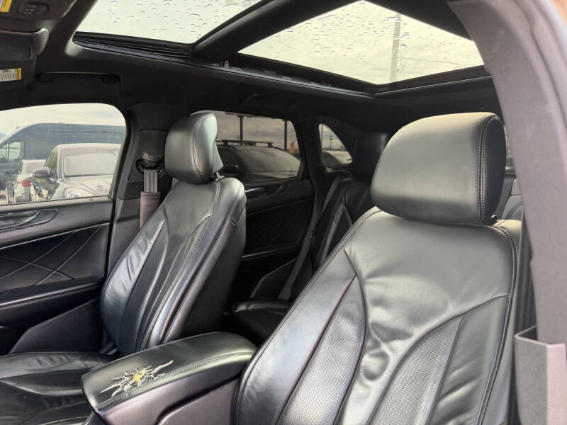 2017 Lincoln MKC Select