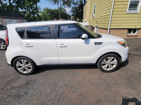 2015 Kia Soul +