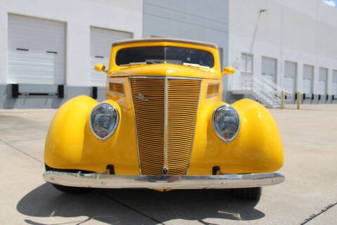 1937 Ford Cabriolet