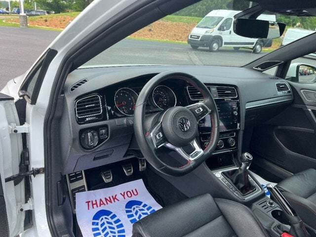 2019 Volkswagen Golf GTI 26