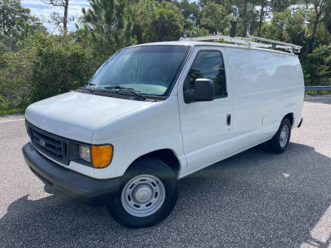 2006 Ford E-Series for sale at VICTORY LANE AUTO SALES in Port Richey FL