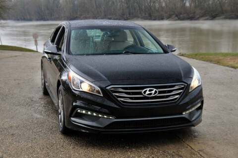 2015 Hyundai Sonata for sale at Auto House Superstore in Terre Haute IN