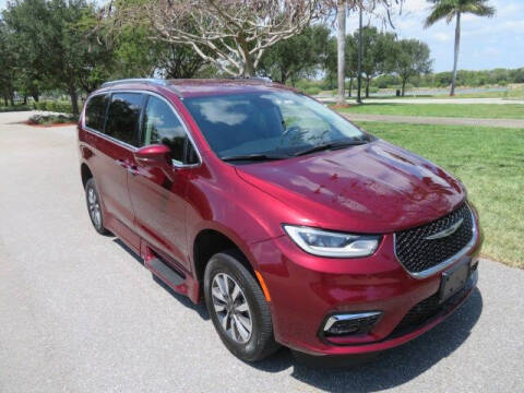 2021 Chrysler Pacifica Touring L