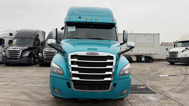 2021 Freightliner Cascadia for sale at KING TRUCK TRAILER SALES in Bakersfield, CA