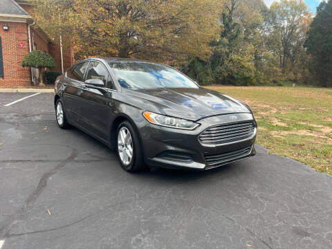 2016 Ford Fusion for sale at Key Auto Center in Marietta GA