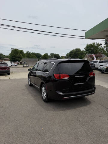 2017 Chrysler Pacifica Touring Plus