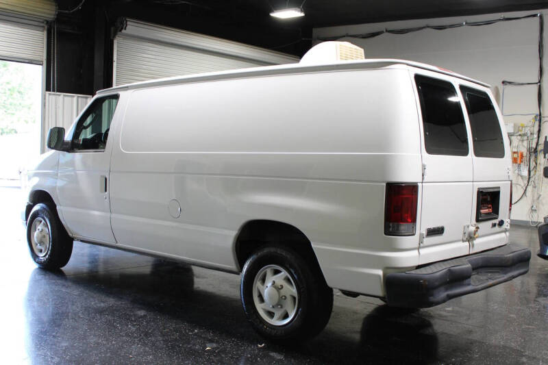 2009 Ford E-Series E-350 SD