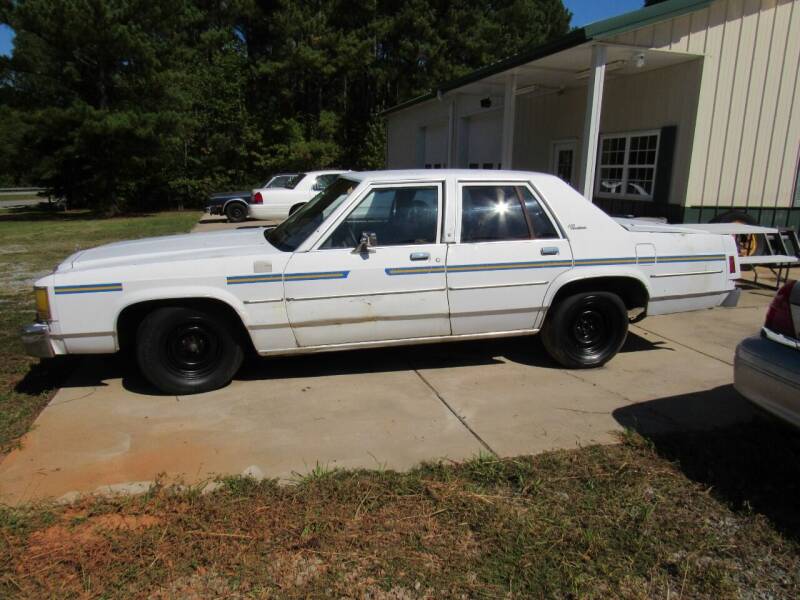 1987 Ford LTD Crown Victoria for sale at Southern Motor Company in Lancaster SC