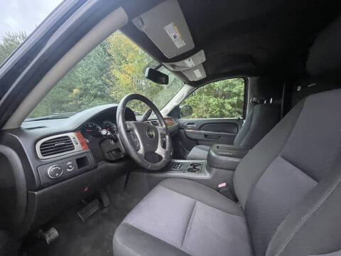 2014 Chevrolet Suburban LS