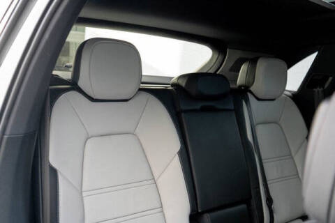 2024 Porsche Cayenne