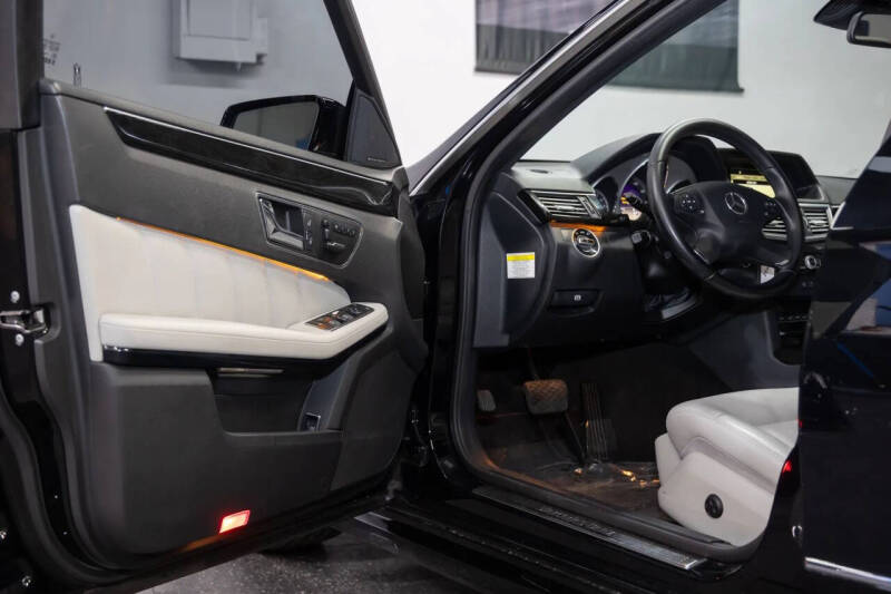 2011 Mercedes-Benz E-Class