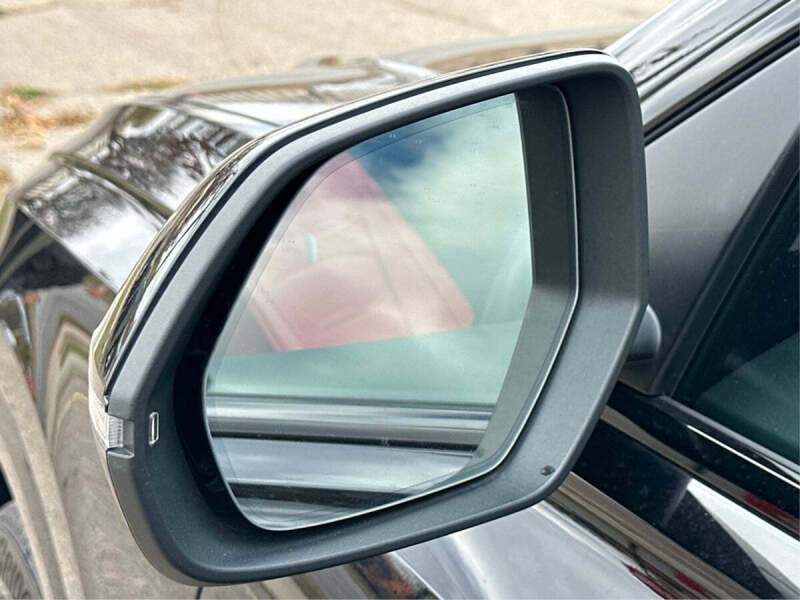 2021 Audi Q8 quattro Premium 55 TFSI