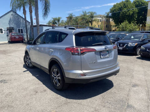 2017 Toyota RAV4 LE