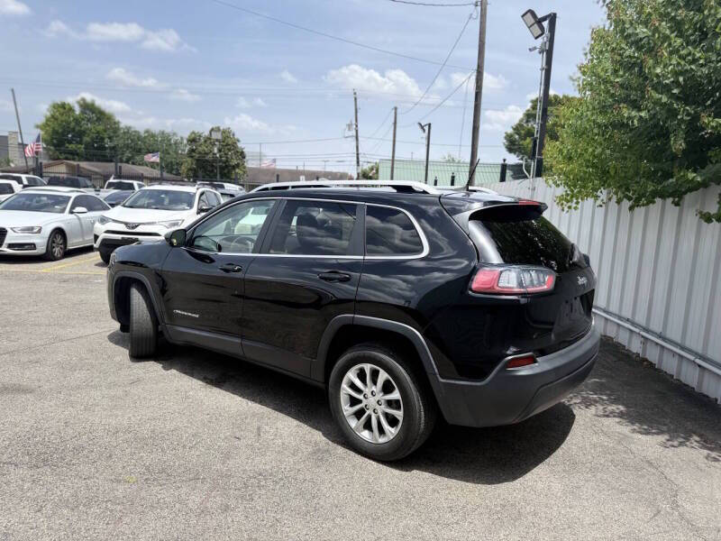 2019 Jeep Cherokee Latitude