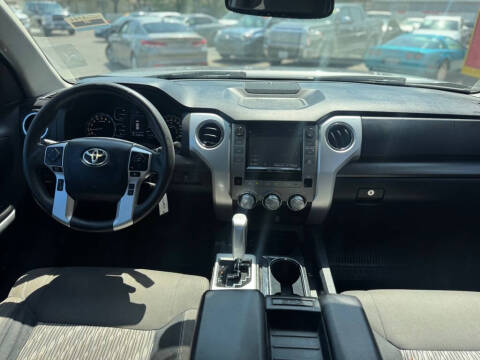 2019 Toyota Tundra SR5