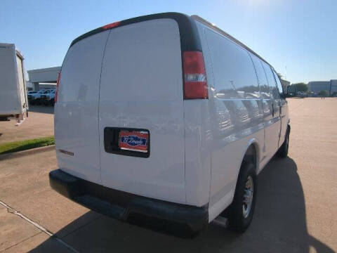 2025 Chevrolet Express 2500