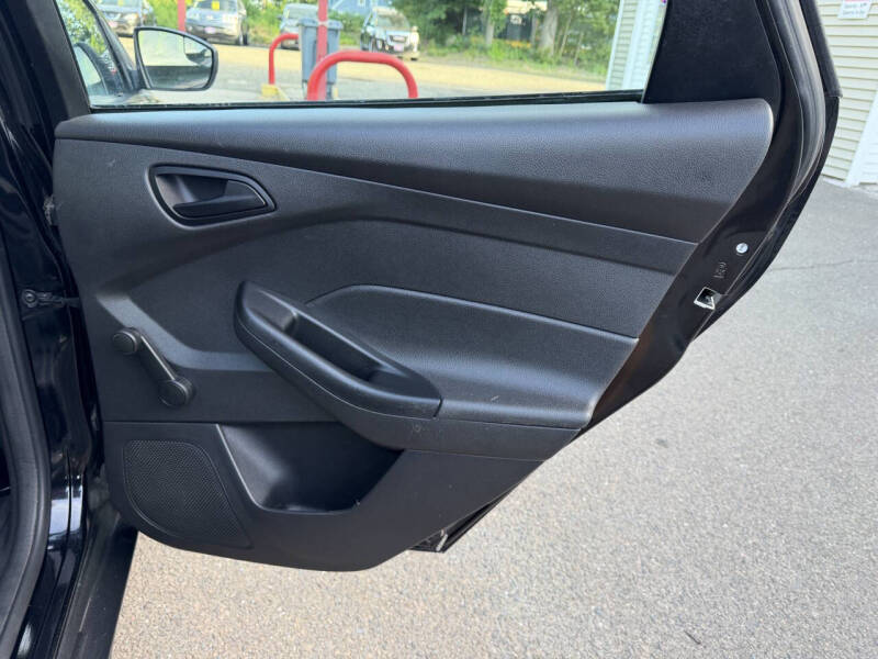 2018 Ford Focus S