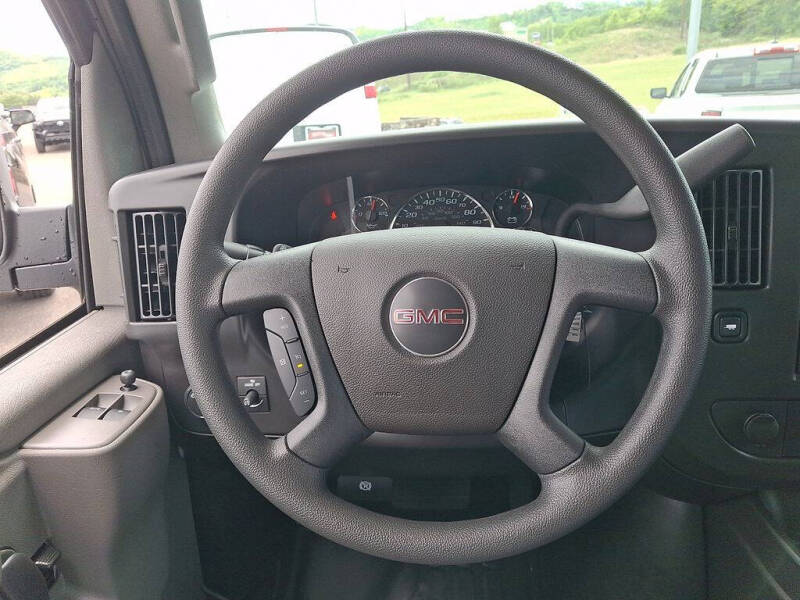 2026 GMC Savana 3500