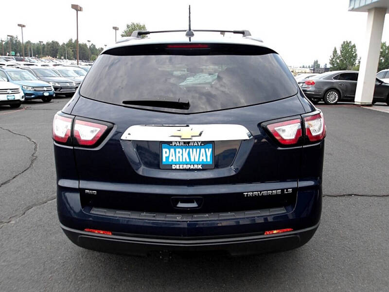 2016 Chevrolet Traverse LS
