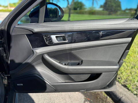 2018 Porsche Panamera 4 E-Hybrid