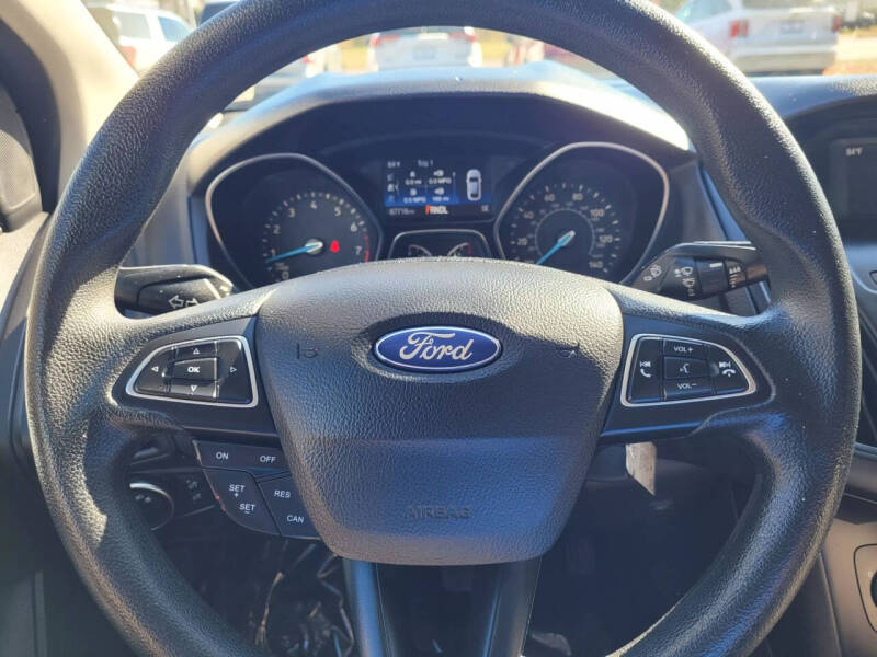 2017 Ford Focus SE