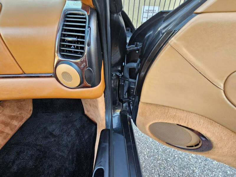 2001 Porsche 911 Carrera