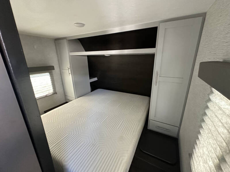 2021 FOR RENT!!! Keystone Bullet M-2430BH