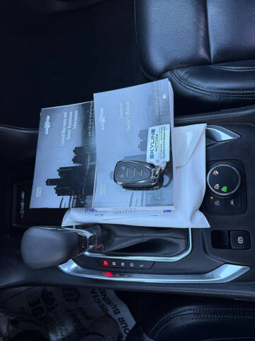 2022 Chevrolet Traverse LT Cloth