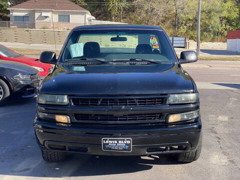 2002 Chevrolet Silverado 1500 LS