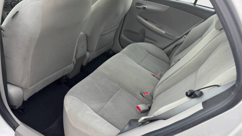 2012 Toyota Corolla LE