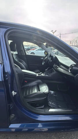 2019 Alfa Romeo Giulia Ti Sport Carbon