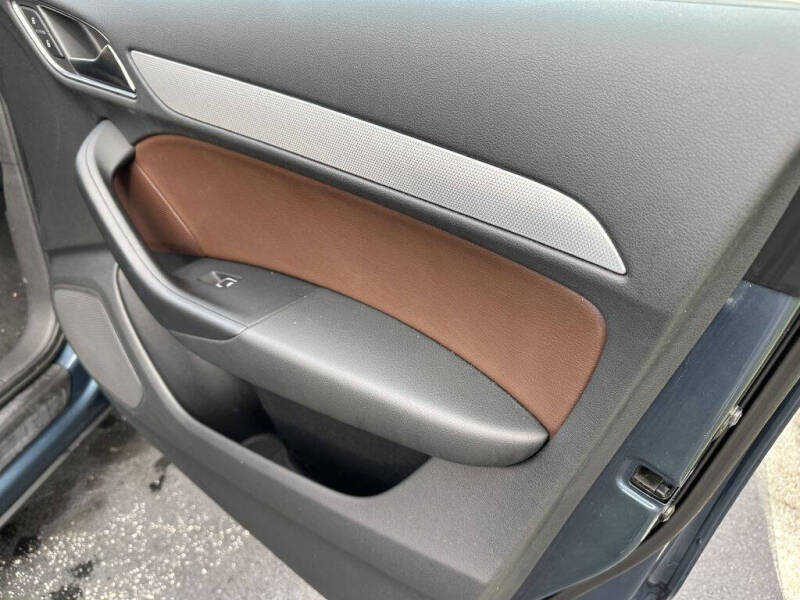 2016 Audi Q3 2.0T Premium Plus