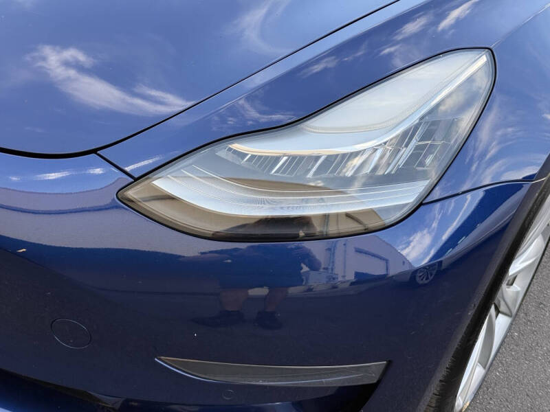 2019 Tesla Model 3 Standard Range Plus