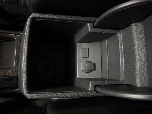 2016 Volkswagen Passat 1.8T SEL Premium