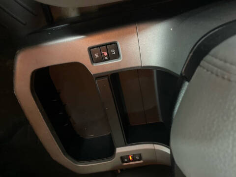 2011 Toyota Sequoia Platinum