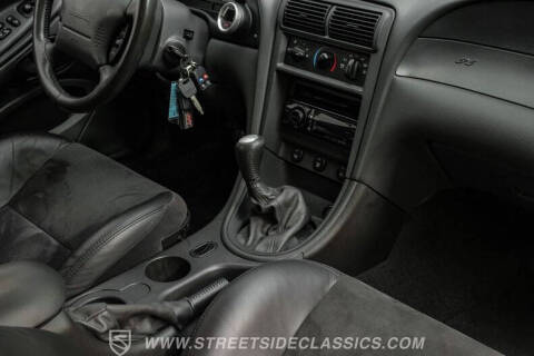 2004 Ford Mustang SVT Cobra