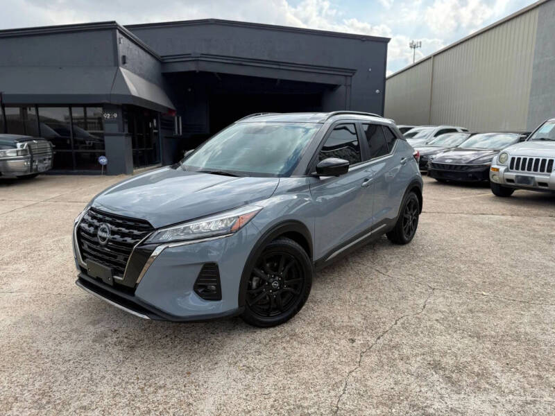 2024 Nissan Kicks SR