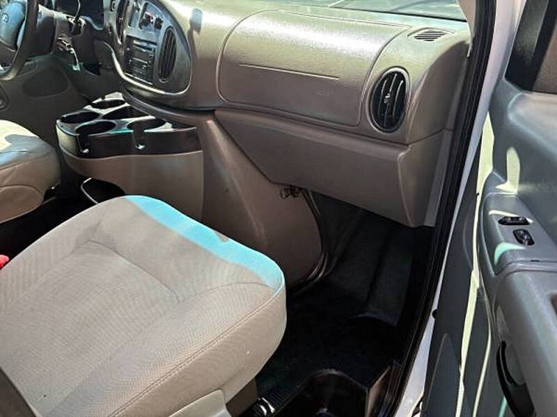 2006 Ford E-Series E-150